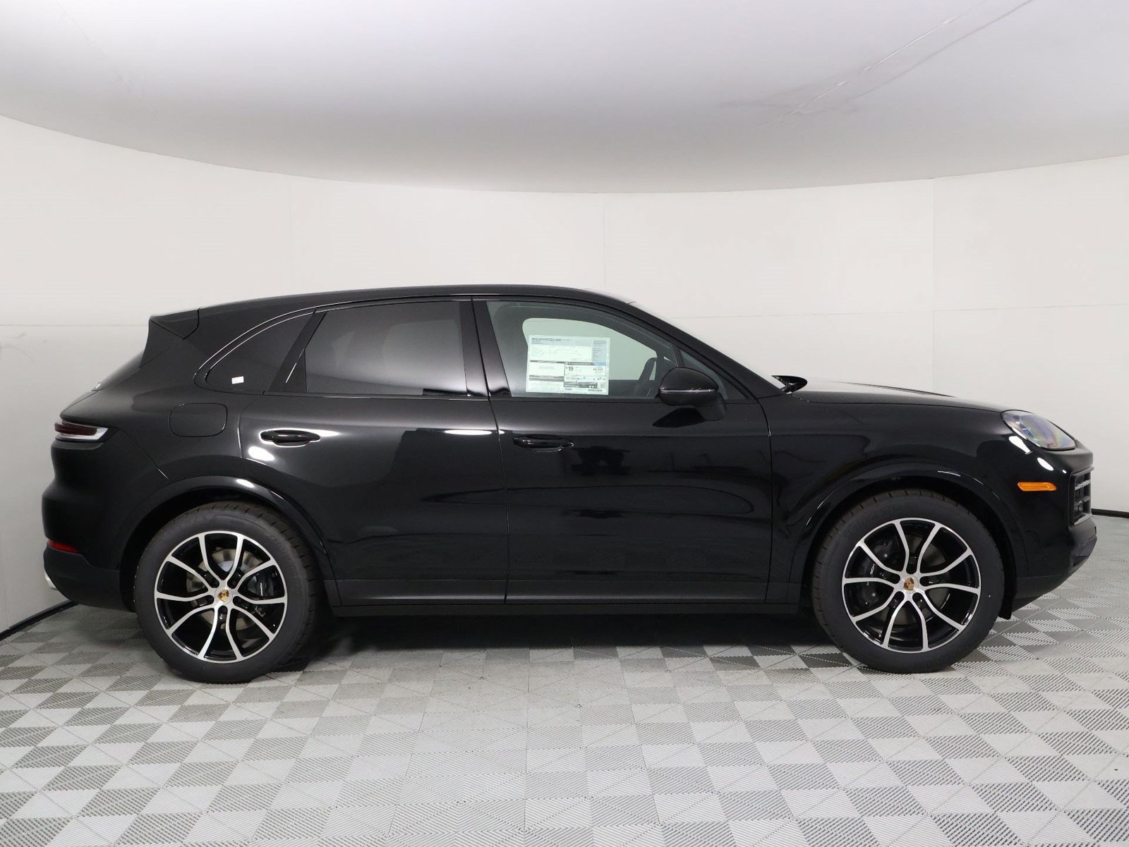 New 2026 Porsche Cayenne AWD/4WD image 8