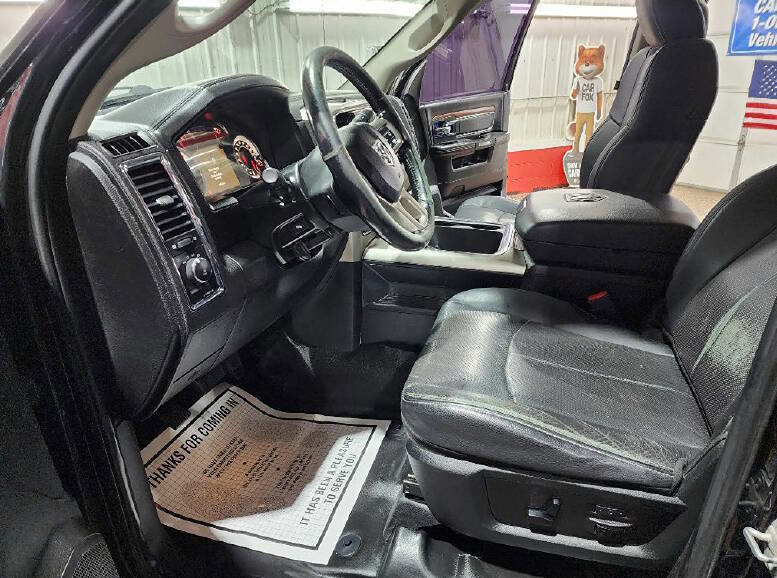 Used 2018 RAM 3500 Laramie AWD/4WD image 9