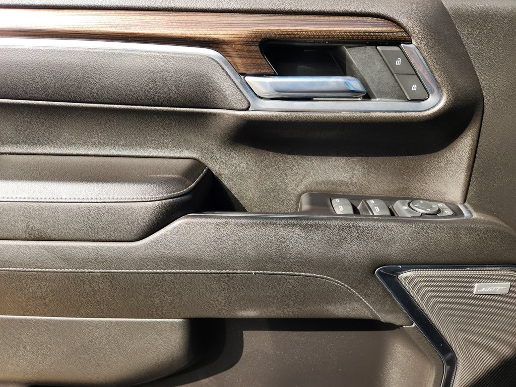Used 2022 Chevrolet Silverado 1500 LT Trail Boss w/ Convenience Package II AWD/4WD image 29
