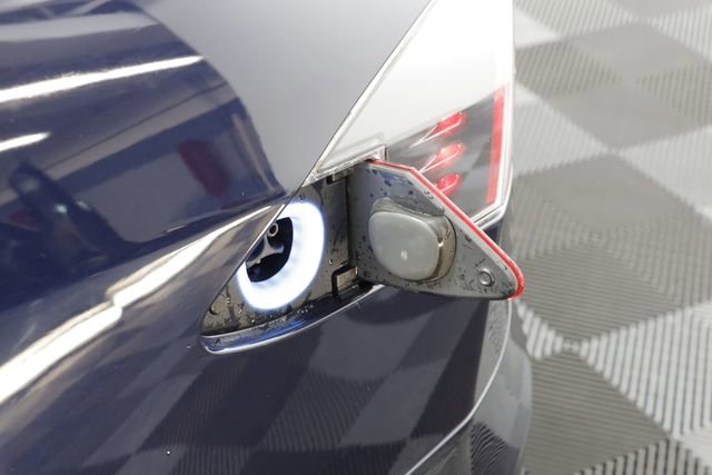 Used 2015 Tesla Model S 85D image 16