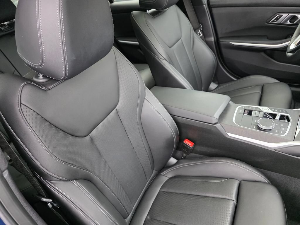 Certified 2023 BMW 330i Sedan w/ Premium Package RWD image 28