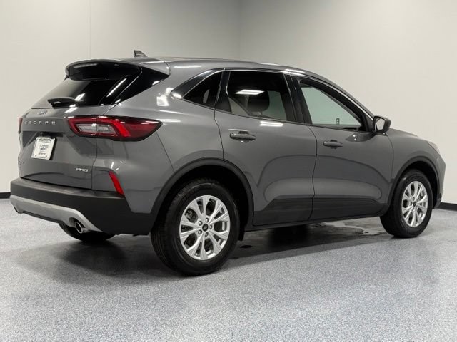 Certified 2024 Ford Escape Active AWD/4WD image 12