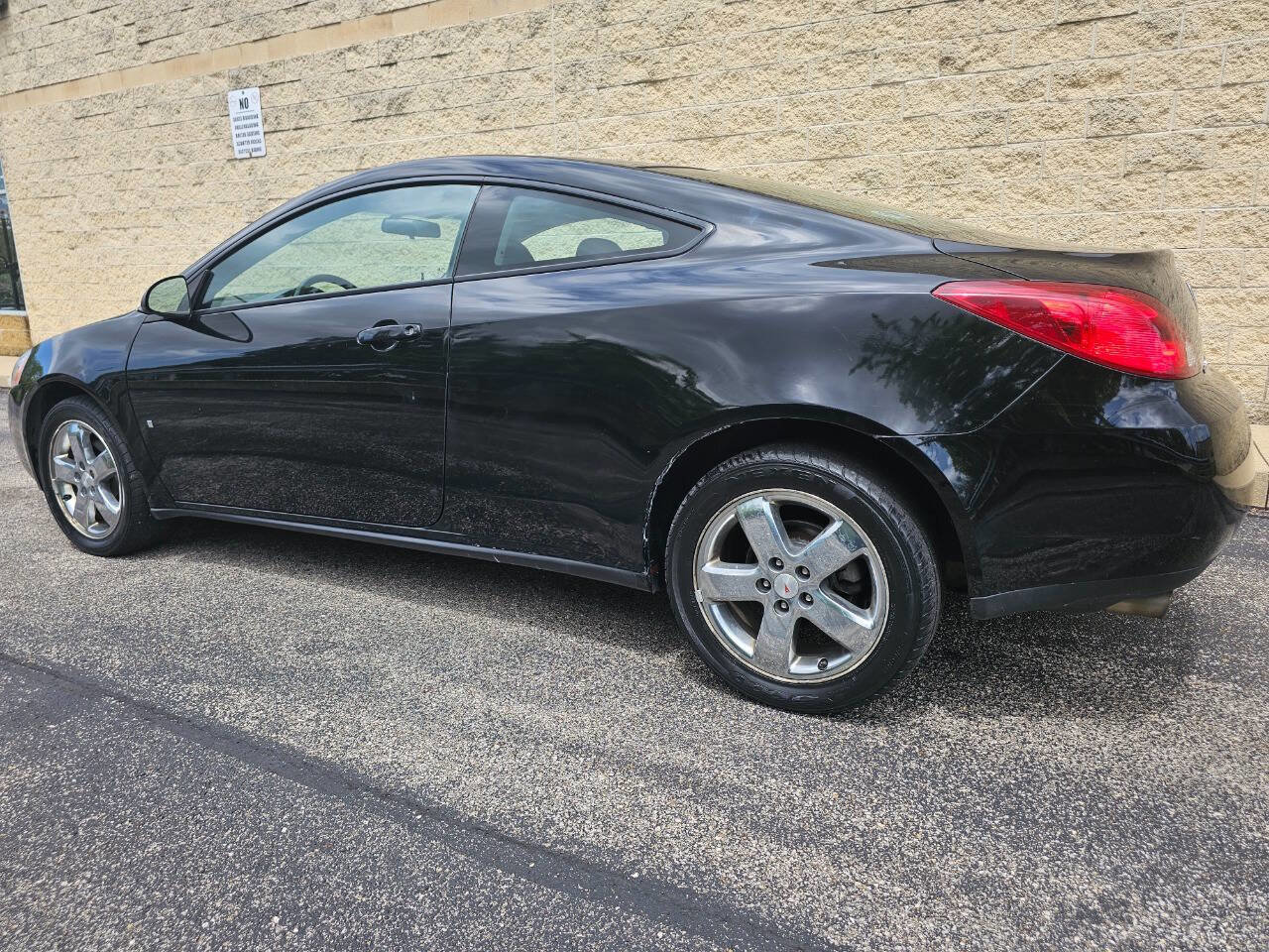 Used 2007 Pontiac G6 GT w/ Sun And Sound Package image 5