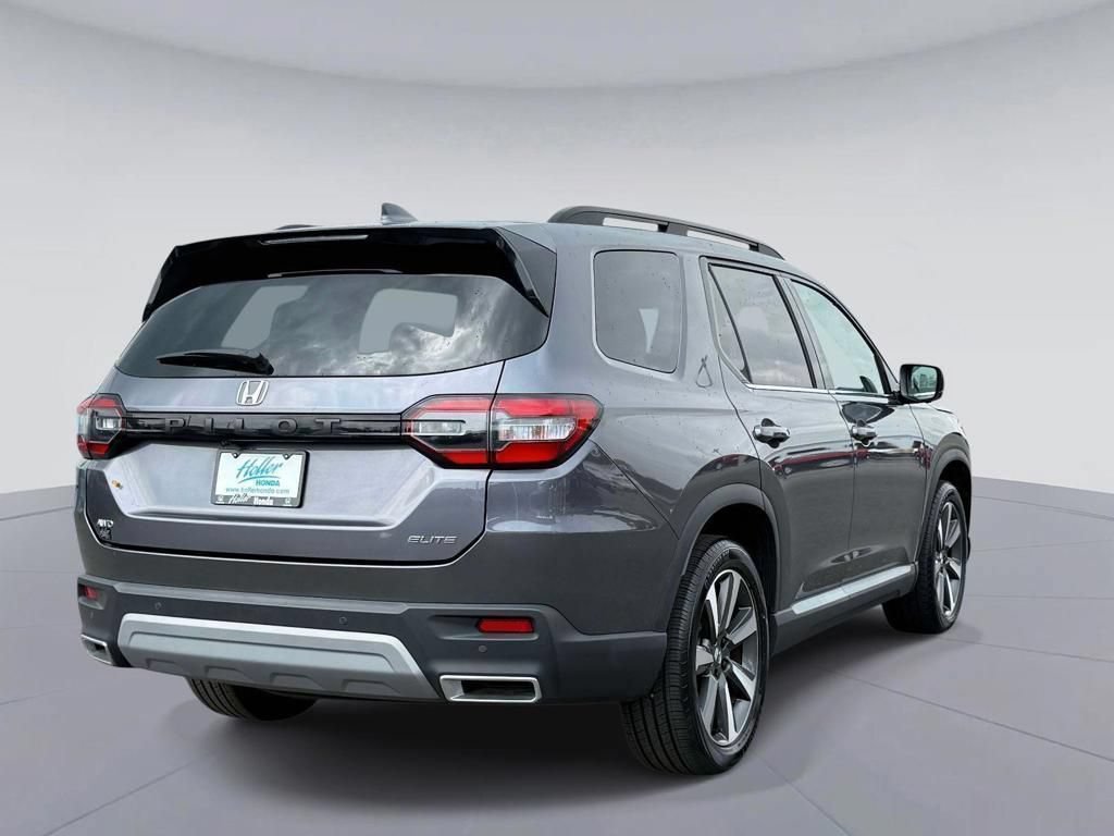 Used 2023 Honda Pilot Elite image 8