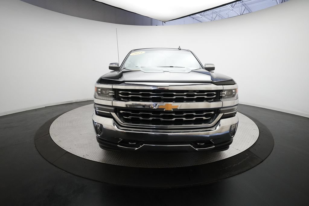 Used 2018 Chevrolet Silverado 1500 LTZ w/ Sport Package AWD/4WD image 11