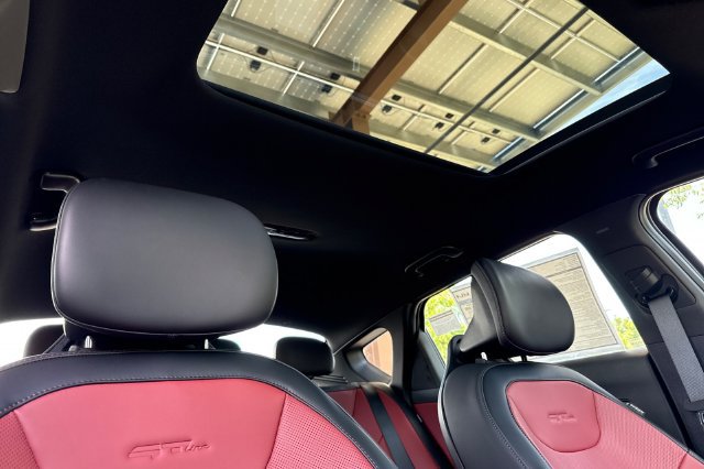 New 2026 Kia K4 GT-Line w/ GT-Line Premium Package FWD image 18