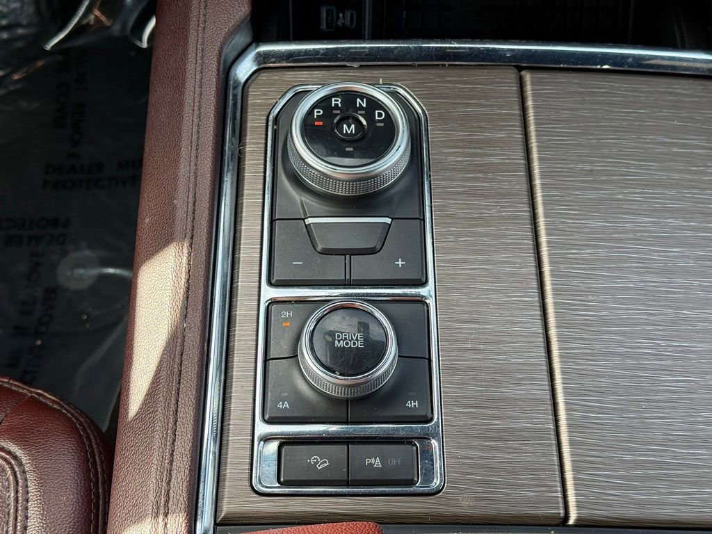 Used 2022 Ford Expedition Limited image 34