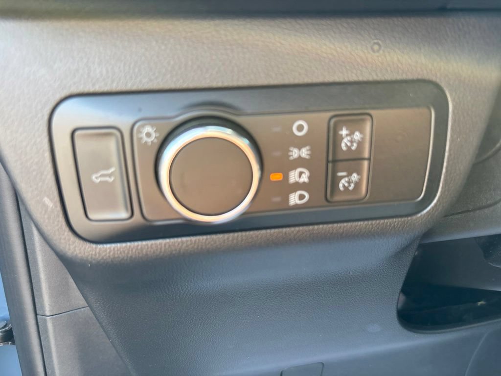 Used 2024 Ford Escape ST-Line w/ Tech Pack #1 AWD/4WD image 15