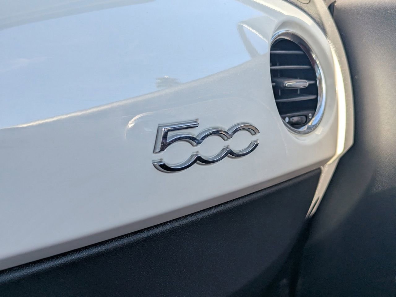 Used 2015 FIAT 500 Pop image 26