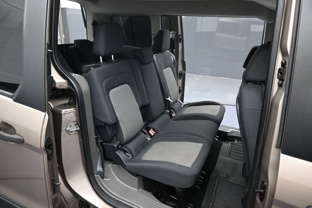 Used 2020 Ford Transit Connect XL FWD image 28