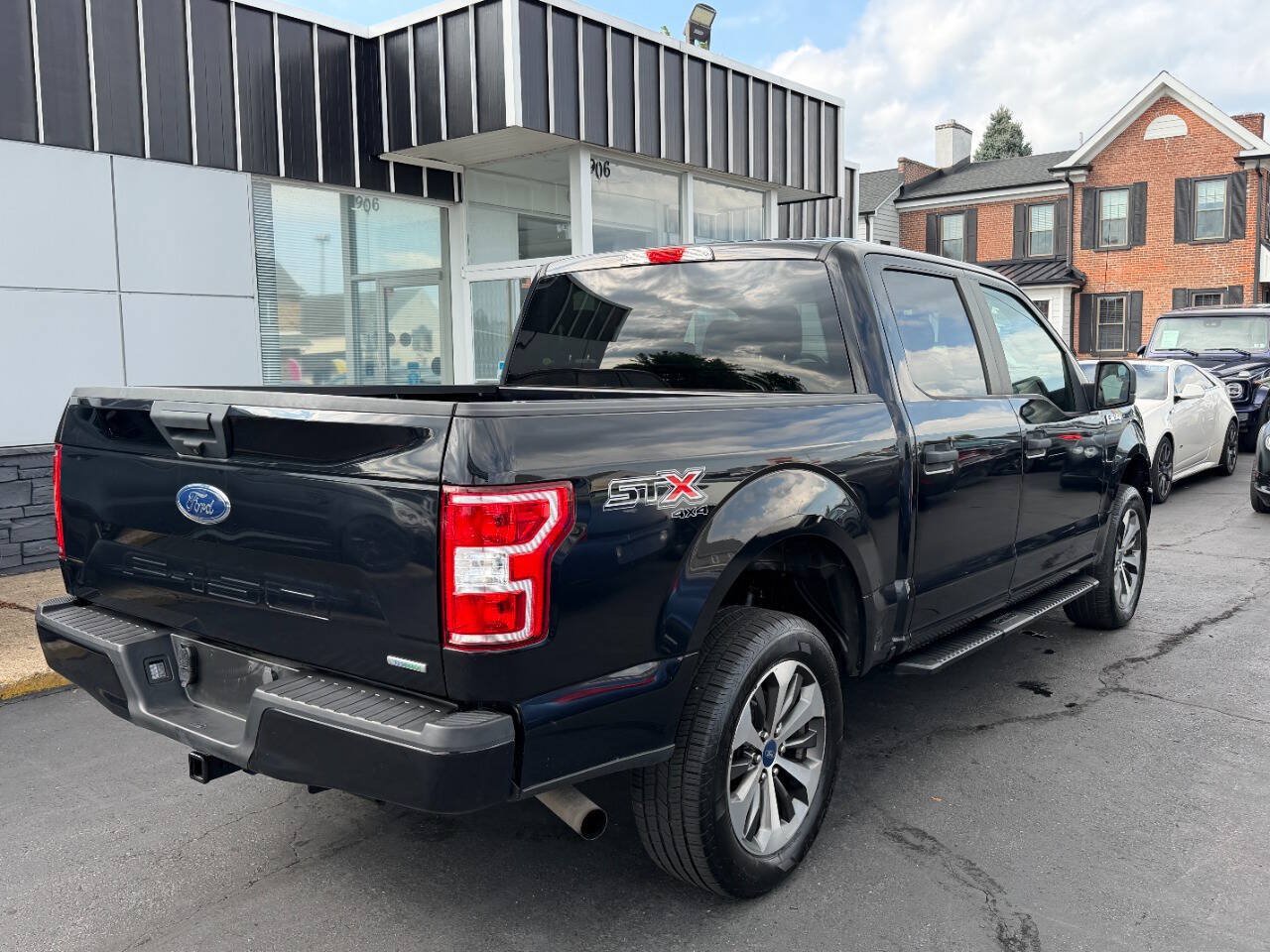 Used 2020 Ford F150 XL w/ Equipment Group 101A Mid AWD/4WD image 8