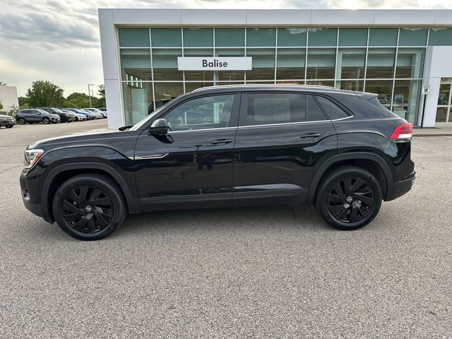 Used 2024 Volkswagen Atlas Cross Sport SE w/ Panoramic Sunroof Package AWD/4WD image 5