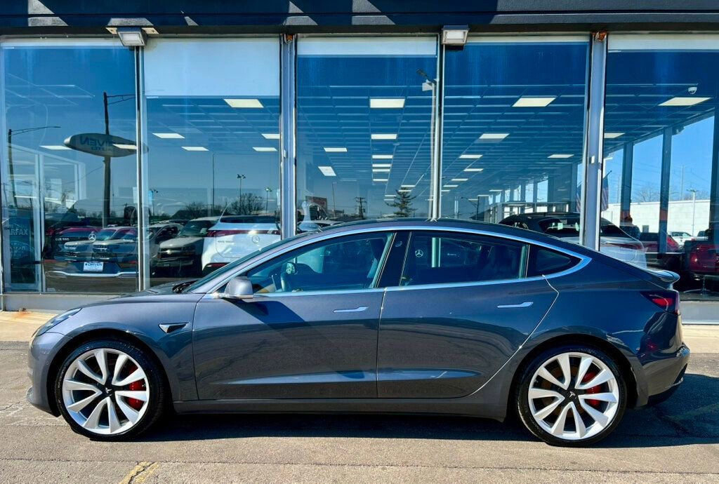 Used 2019 Tesla Model 3 Performance AWD/4WD image 2