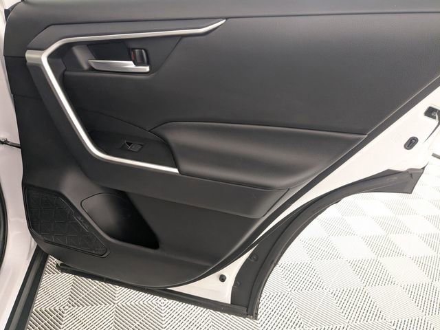 Used 2024 Toyota RAV4 XLE Premium image 31