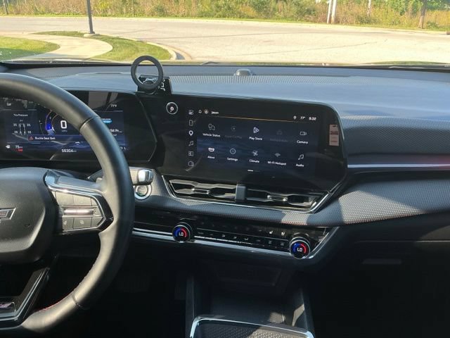 Used 2025 Chevrolet Equinox RS w/ Safety and Technology Package FWD image 25