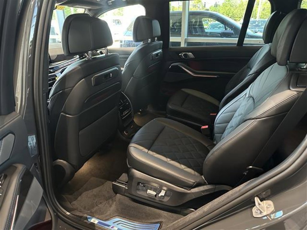 New 2026 BMW X7 xDrive40i w/ M Sport Package image 13