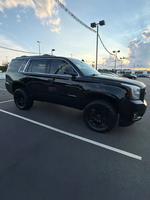 Used 2017 GMC Yukon SLE w/ SLE Value Package