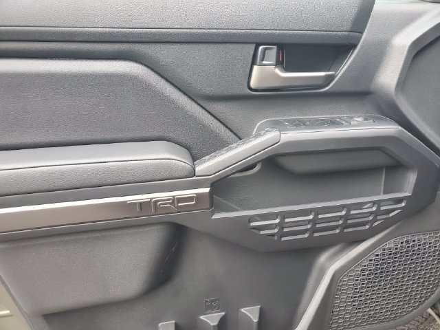 New 2026 Toyota Tacoma TRD Off-Road w/ TRD Off Road Premium Package AWD/4WD image 16