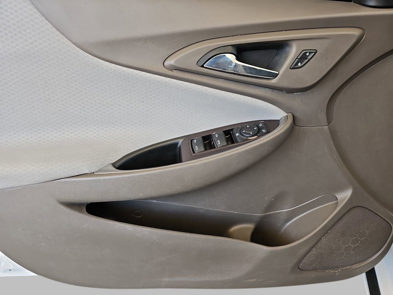 Used 2020 Chevrolet Malibu LS w/ Driver Confidence Package II FWD image 30