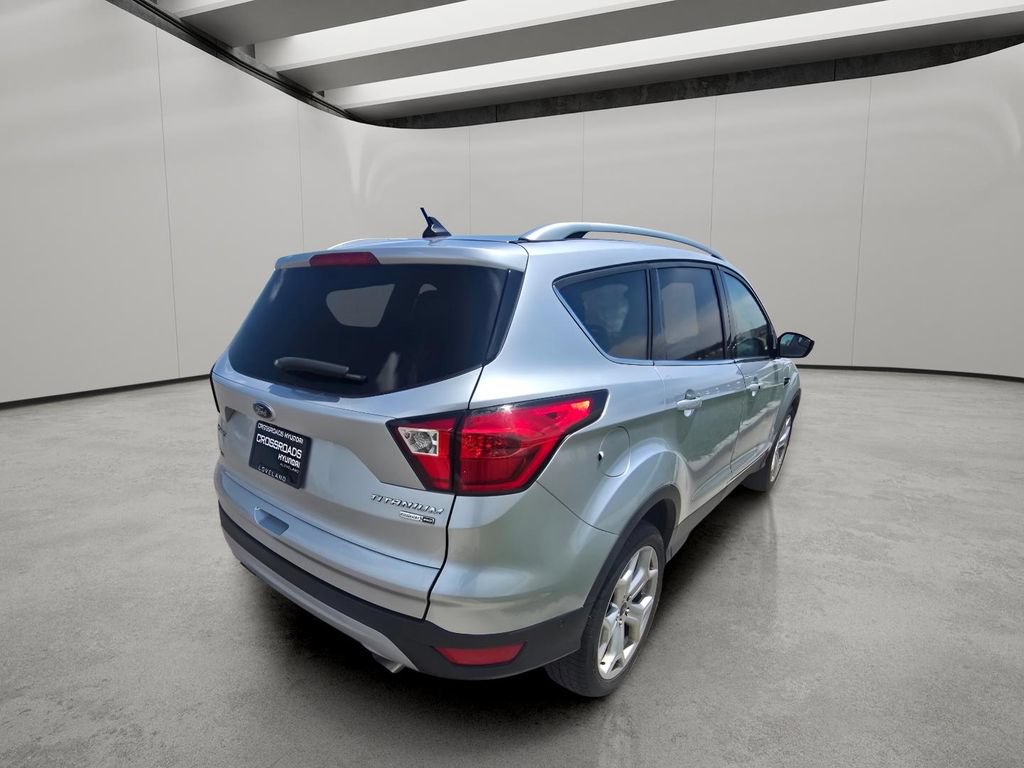 Used 2019 Ford Escape Titanium AWD/4WD image 5