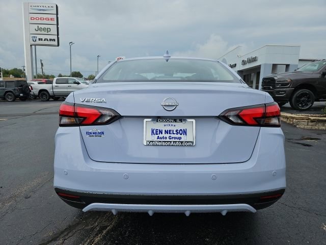 New 2025 Nissan Versa SV w/ Trunk Package image 4