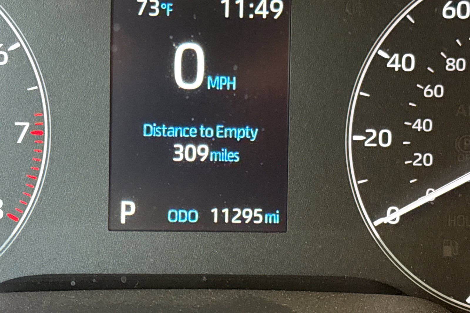 Certified 2025 Toyota Corolla SE FWD image 3