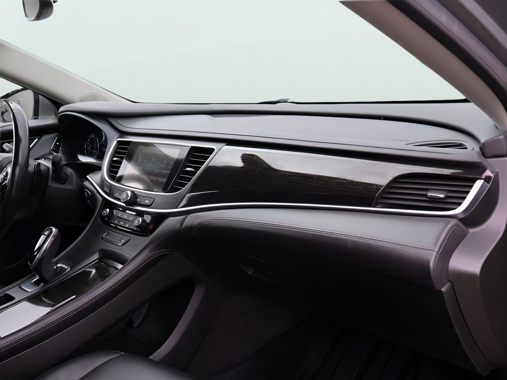 Used 2018 Buick LaCrosse Essence FWD image 10