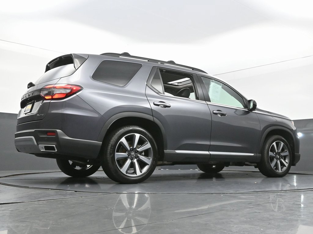 Used 2024 Honda Pilot Elite image 55