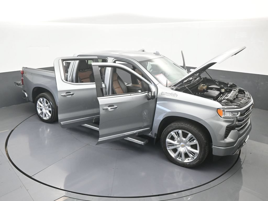 Used 2024 Chevrolet Silverado 1500 High Country w/ Technology Package AWD/4WD image 81