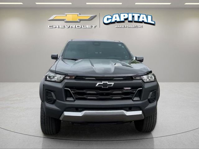 Used 2024 Chevrolet Colorado Trail Boss w/ Technology Package AWD/4WD image 8