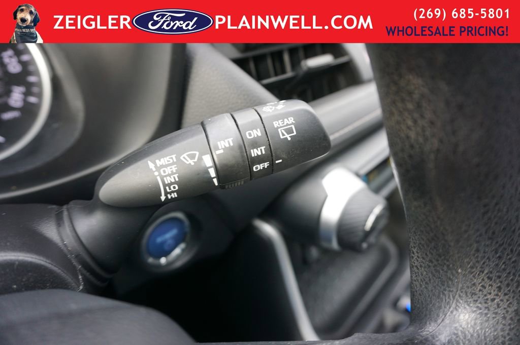 Used 2022 Toyota RAV4 XLE w/ Convenience Package image 27