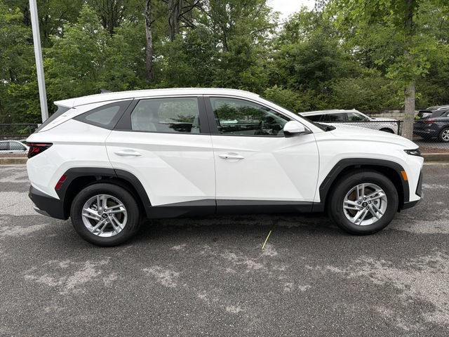 Certified 2025 Hyundai Tucson SE FWD image 8