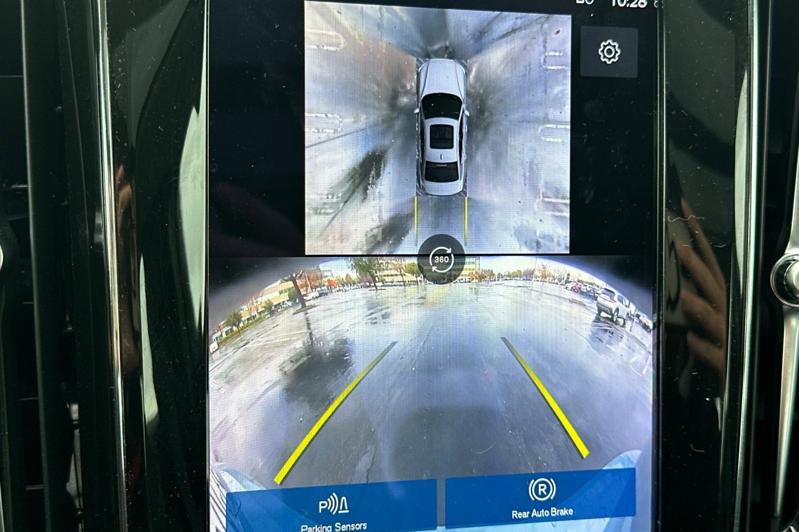 Used 2024 Volvo S60 B5 Plus image 26