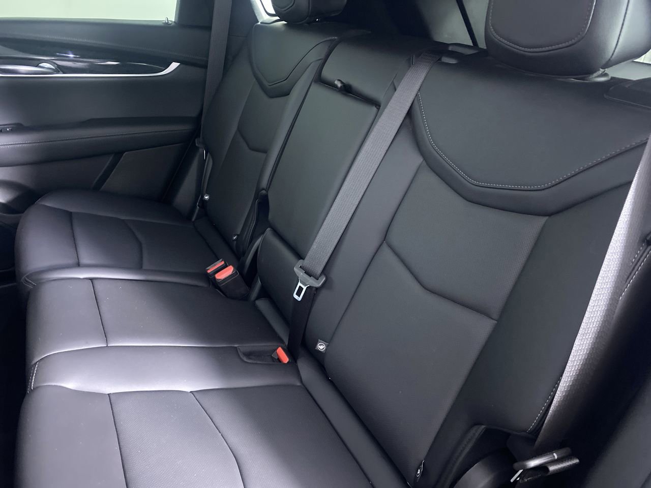 Certified 2022 Cadillac XT5 Premium Luxury AWD/4WD image 27