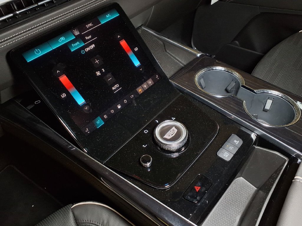 New 2026 Cadillac Escalade Sport w/ Touring Package AWD/4WD image 19