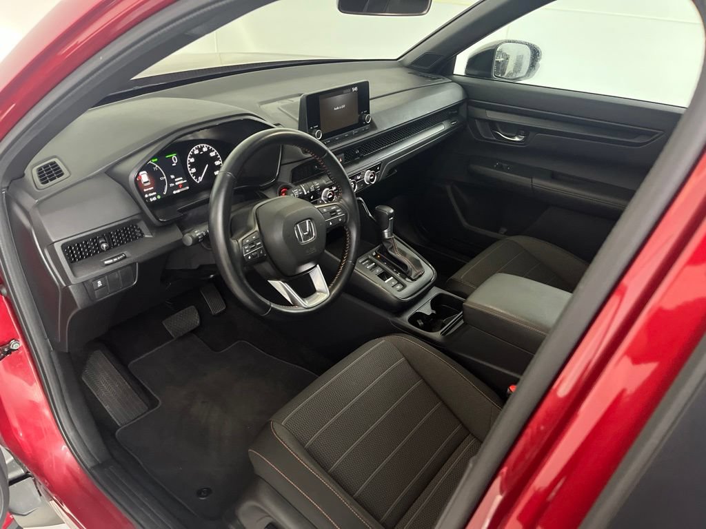 Used 2025 Honda CR-V Sport image 25