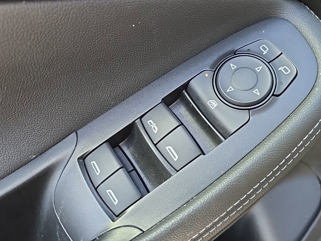 Used 2025 Buick Encore GX Preferred FWD image 8