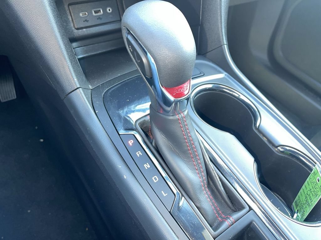 Used 2024 Chevrolet Equinox RS FWD image 24