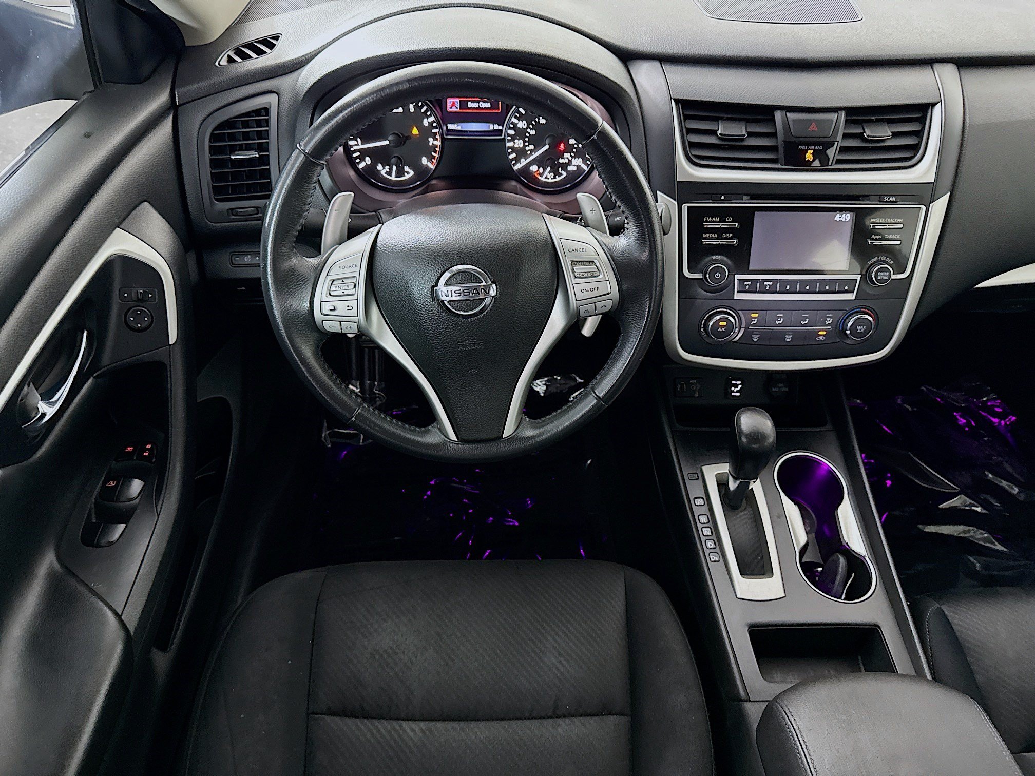 Used 2016 Nissan Altima 2.5 SR w/ Interior Lighting Package FWD image 17