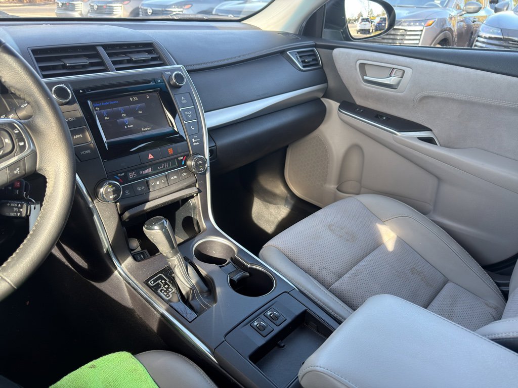 Used 2015 Toyota Camry XSE image 24