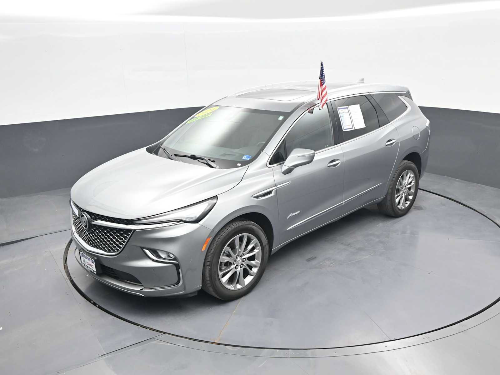 Used 2024 Buick Enclave Avenir AWD/4WD image 36