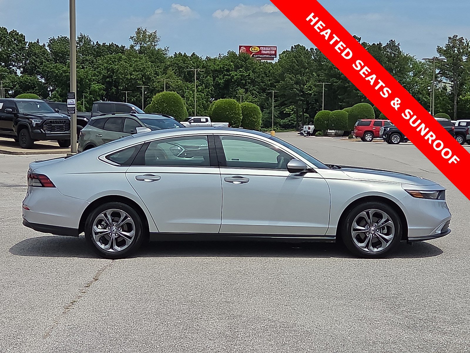 Used 2024 Honda Accord EX image 6