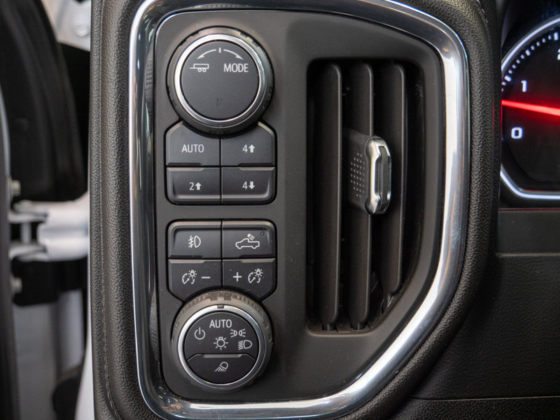 Used 2020 Chevrolet Silverado 3500 High Country AWD/4WD image 12