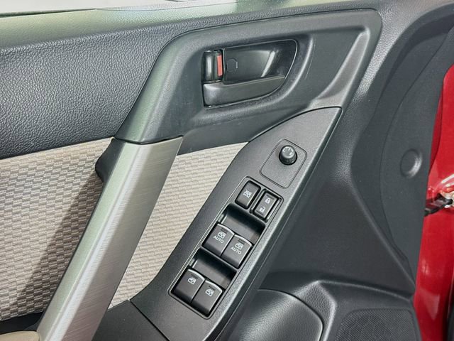 Used 2018 Subaru Forester 2.5i Premium w/ All-Weather Package AWD/4WD image 19