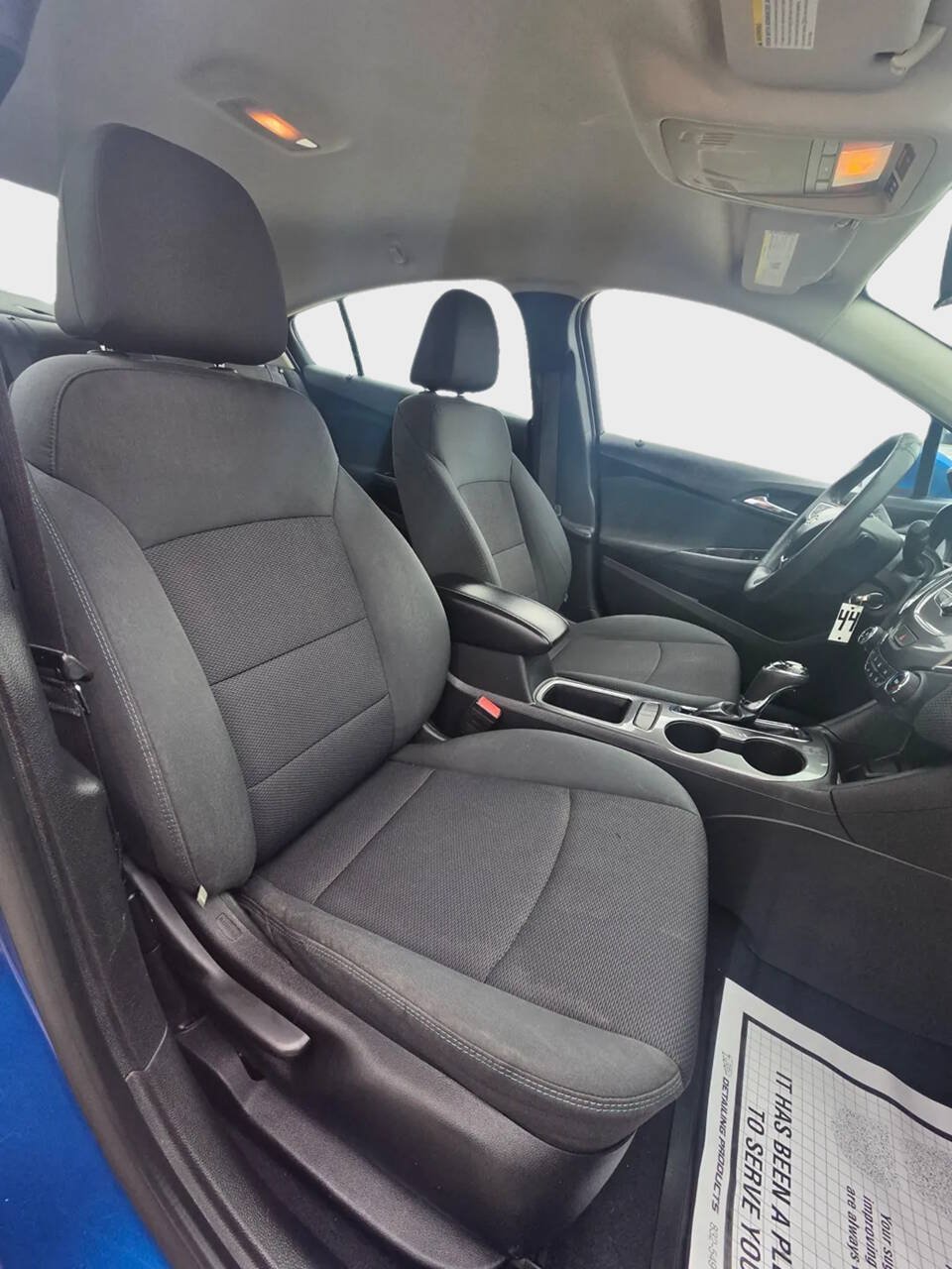 Used 2017 Chevrolet Cruze LT FWD image 11