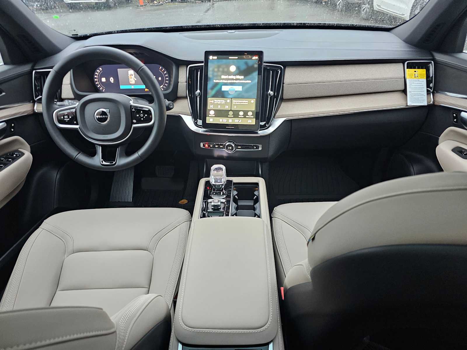 New 2026 Volvo XC90 B6 Plus w/ Protection Package AWD/4WD image 14