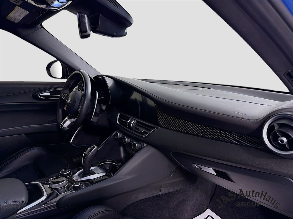 Used 2023 Alfa Romeo Giulia Quadrifoglio w/ Active Assist Plus Package image 34