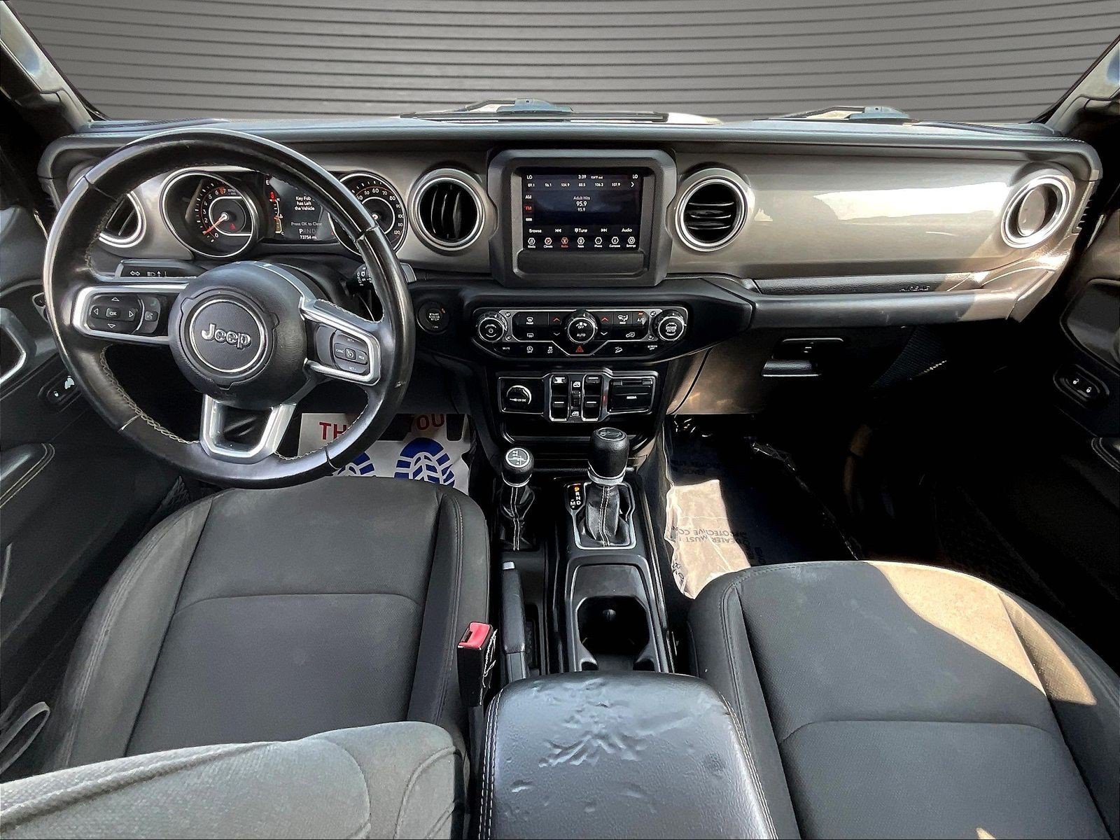 Used 2019 Jeep Wrangler Unlimited Sahara AWD/4WD image 9