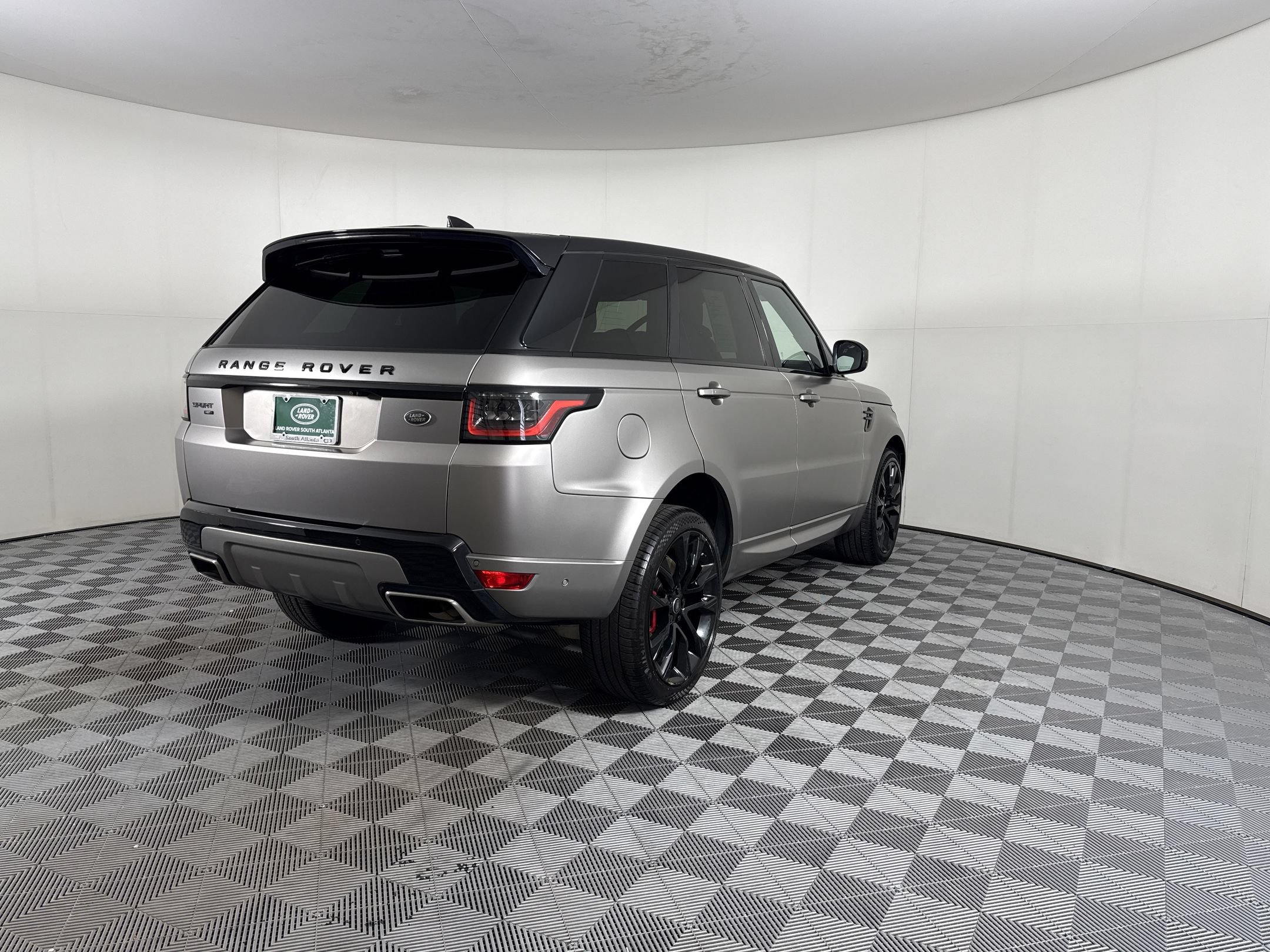 Used 2021 Land Rover Range Rover Sport HST AWD/4WD image 9