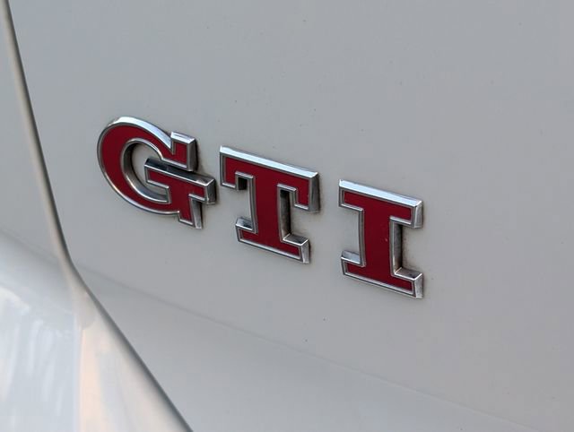 Used 2020 Volkswagen GTI SE image 15